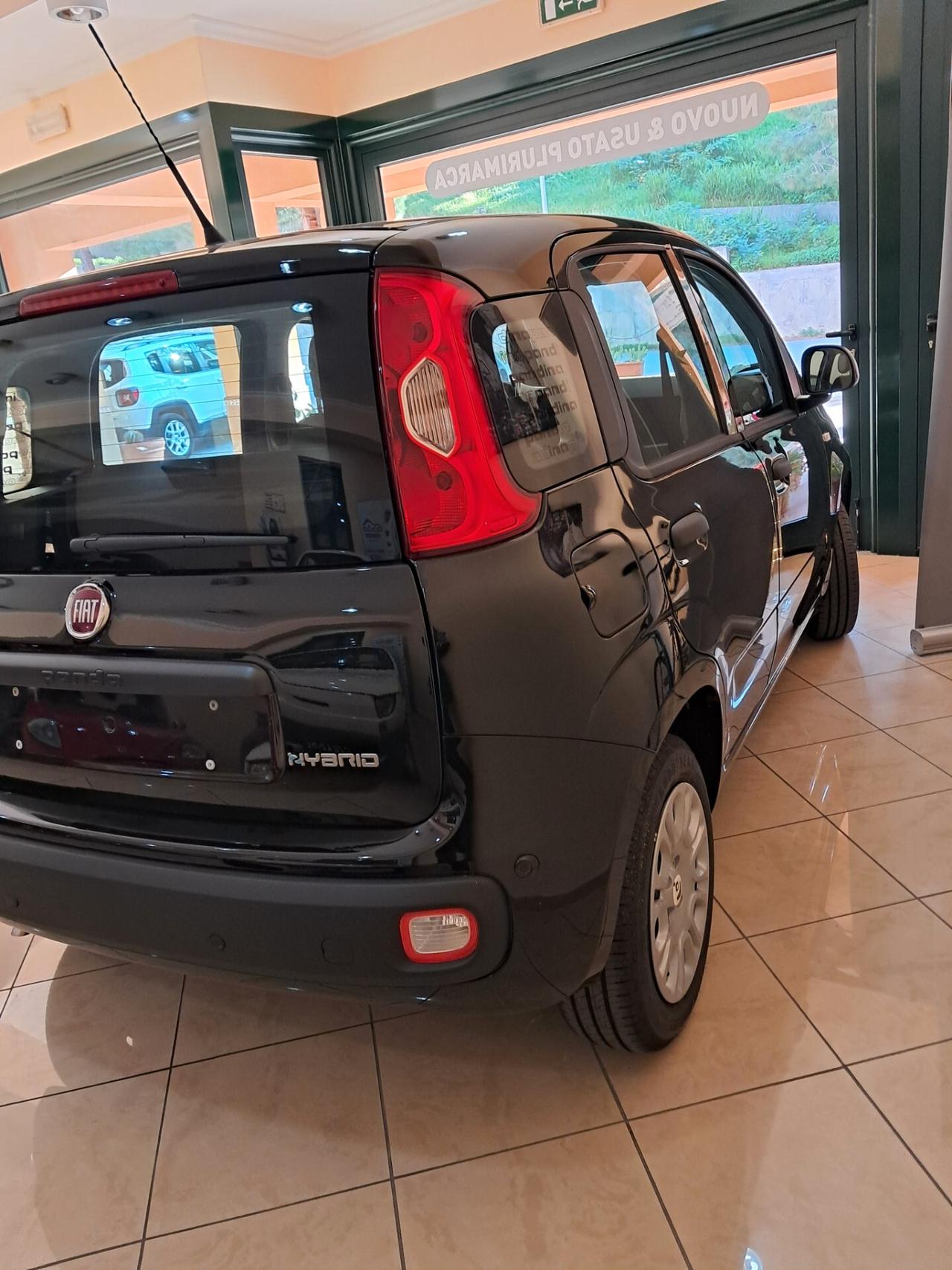 Fiat Panda 1.0 FireFly S&S Hybrid Pandina