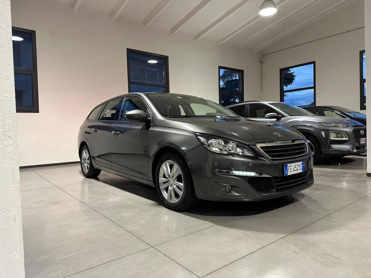 Peugeot 308 BlueHDi 120 S&S SW Allure