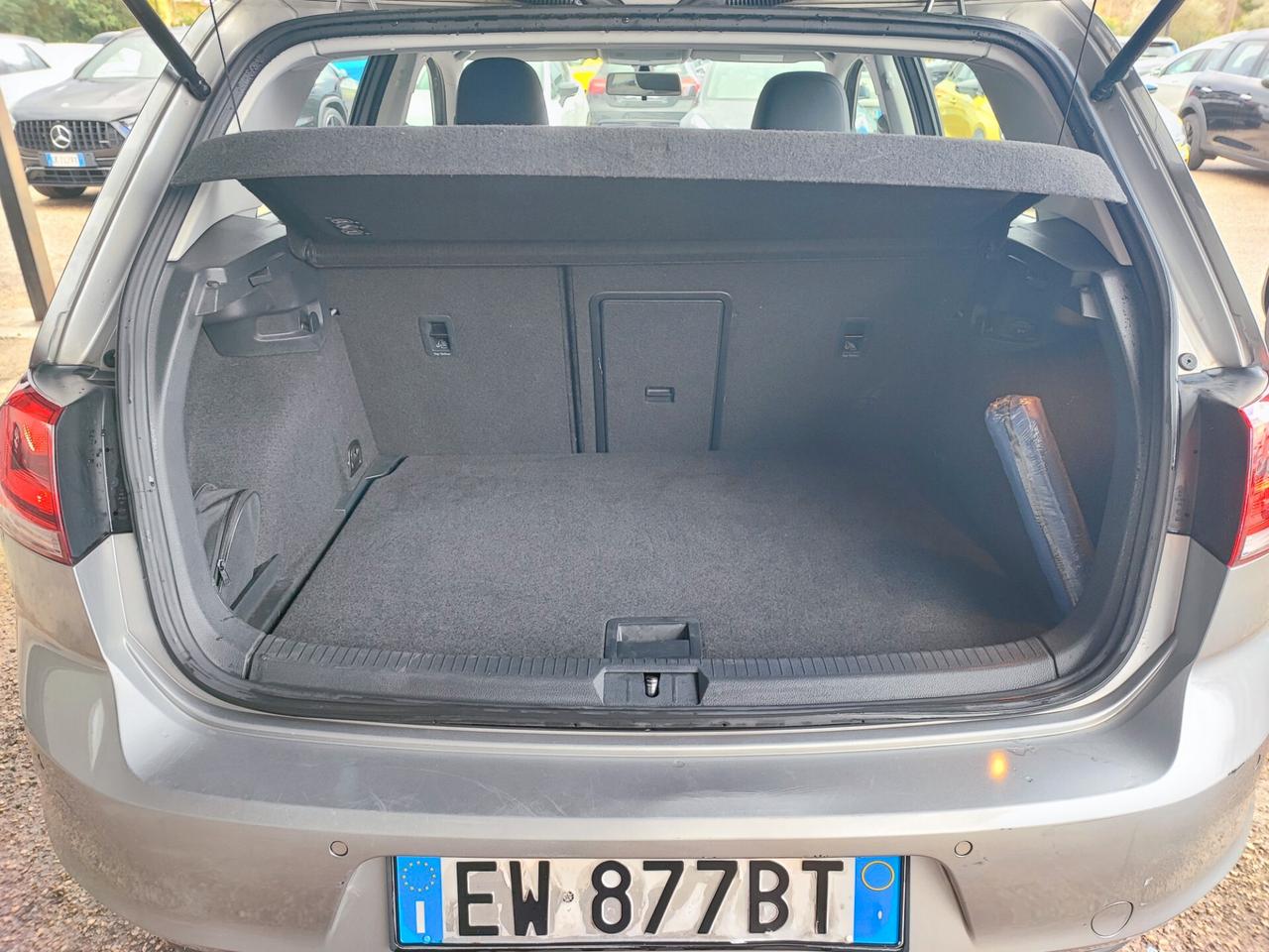 Volkswagen Golf 1.6 TDI 5p. Highline BlueMotion Technology