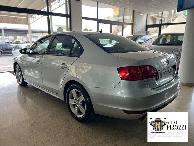 VW JETTA 1.6 TD del 2012con 168000KM