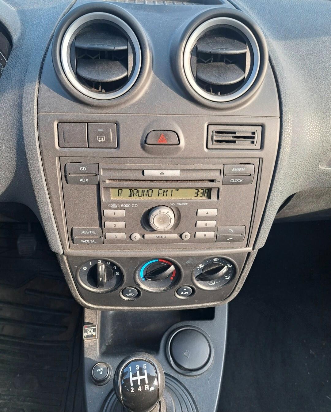 Ford Fiesta 1.2 16V 5p. GPL