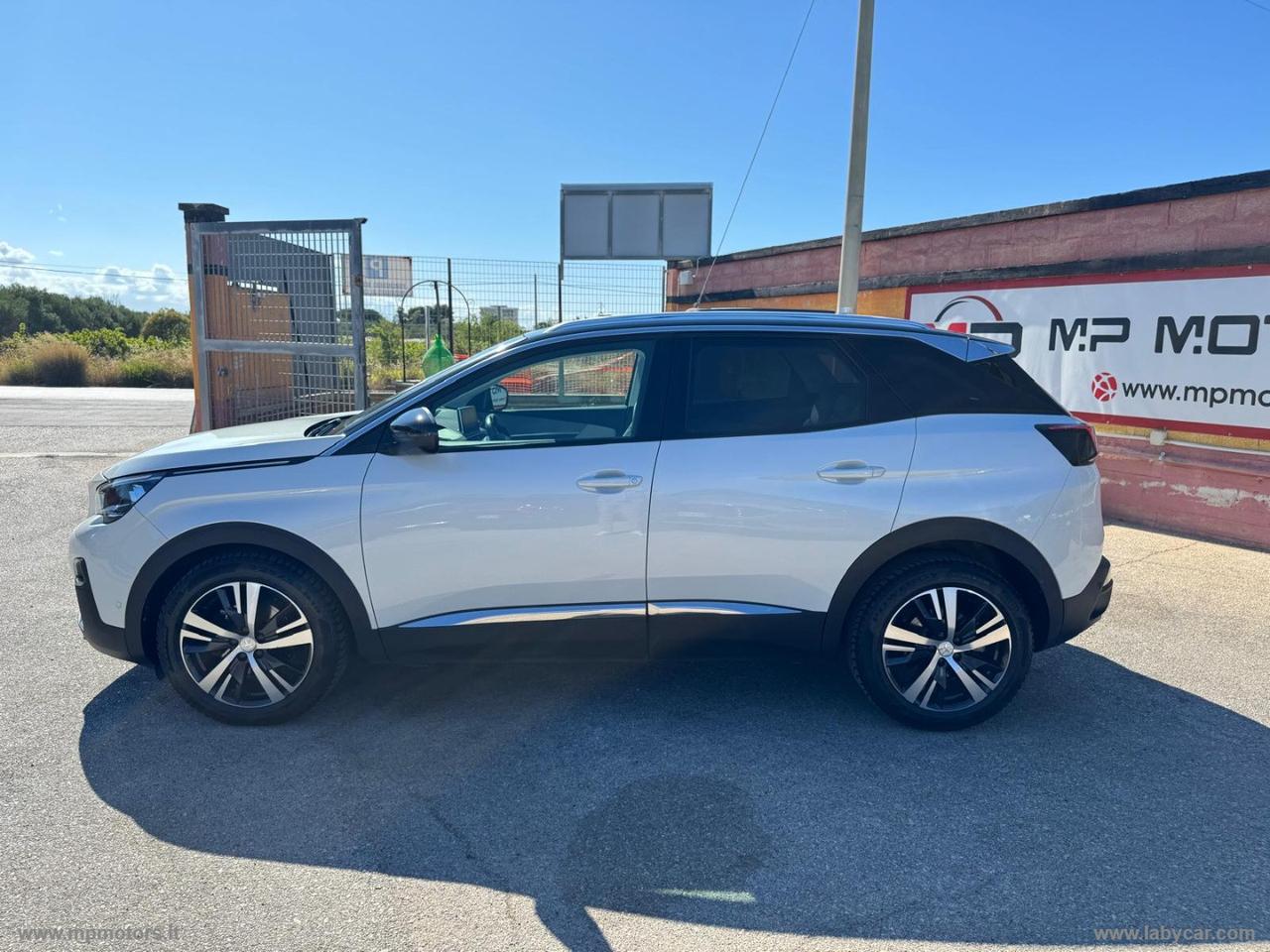 PEUGEOT 3008 ALLURE 1.5 BLUEHDI 130CV