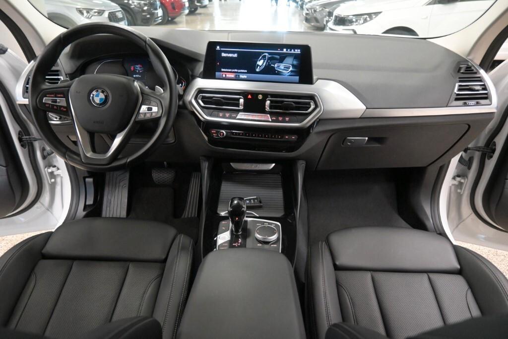 Bmw X4 X-DRIVE 20D 48V 190CV ( FARI LED - PDC TELECAMERA POST. CERCHI 19 PELLE CLIMA TRIZONA )