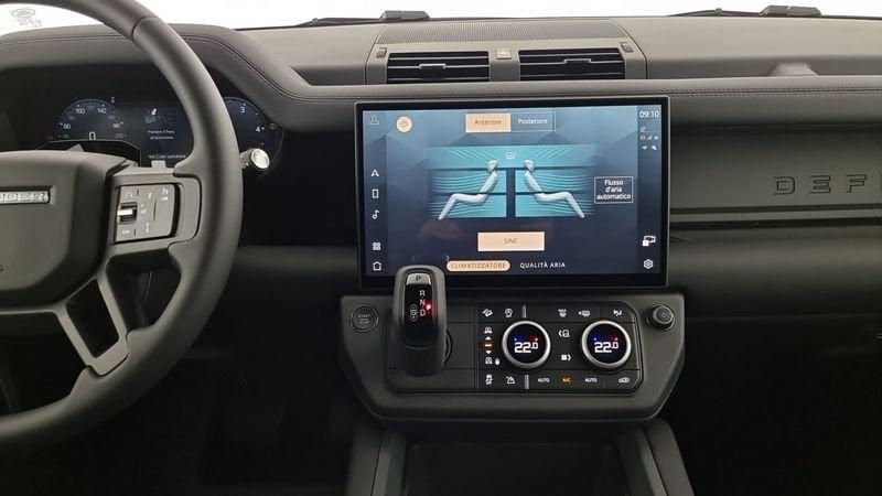 Land Rover Defender 110 3.0D I6 200 CV AWD Auto X-Dynamic SE