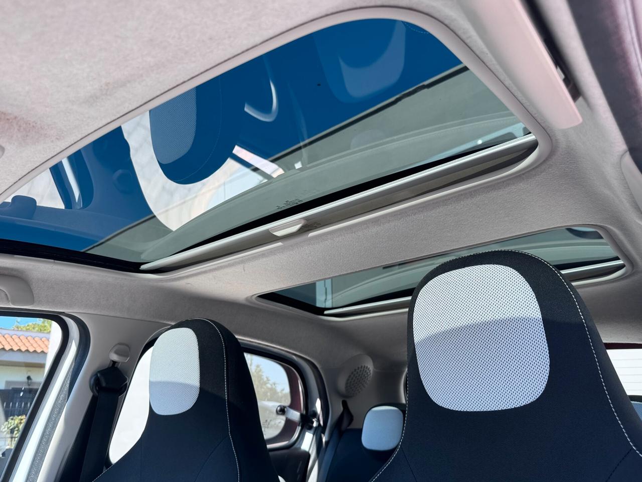 Smart ForFour 70 1.0 Passion - DOPPIO TETTO - NAVIGATORE - SENSORI - NEOPAT -