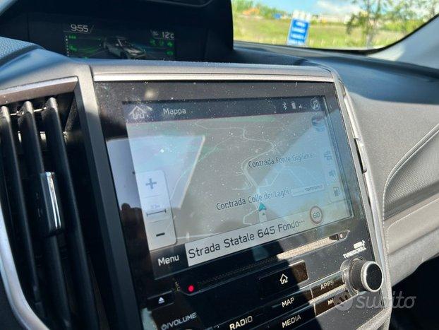 SUBARU Forester 2.0 e-Boxer Premium 4x4