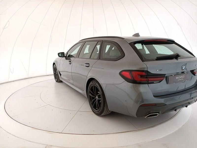 BMW Serie 5 G/30-31-F90 520d Touring mhev 48V xdrive Msport auto