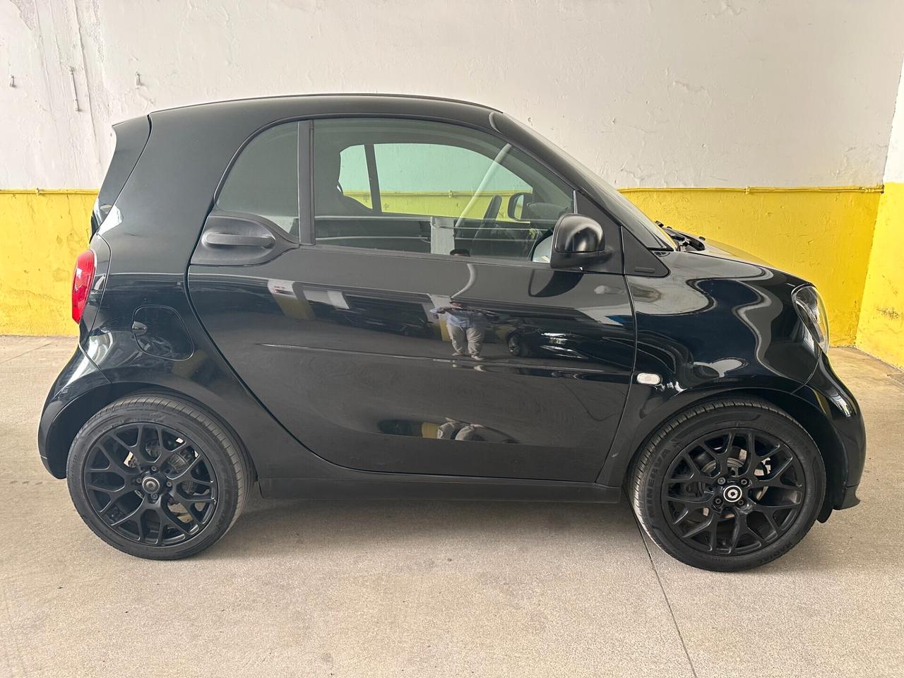 Smart ForTwo 70 1.0 twinamic Superpassion 2019