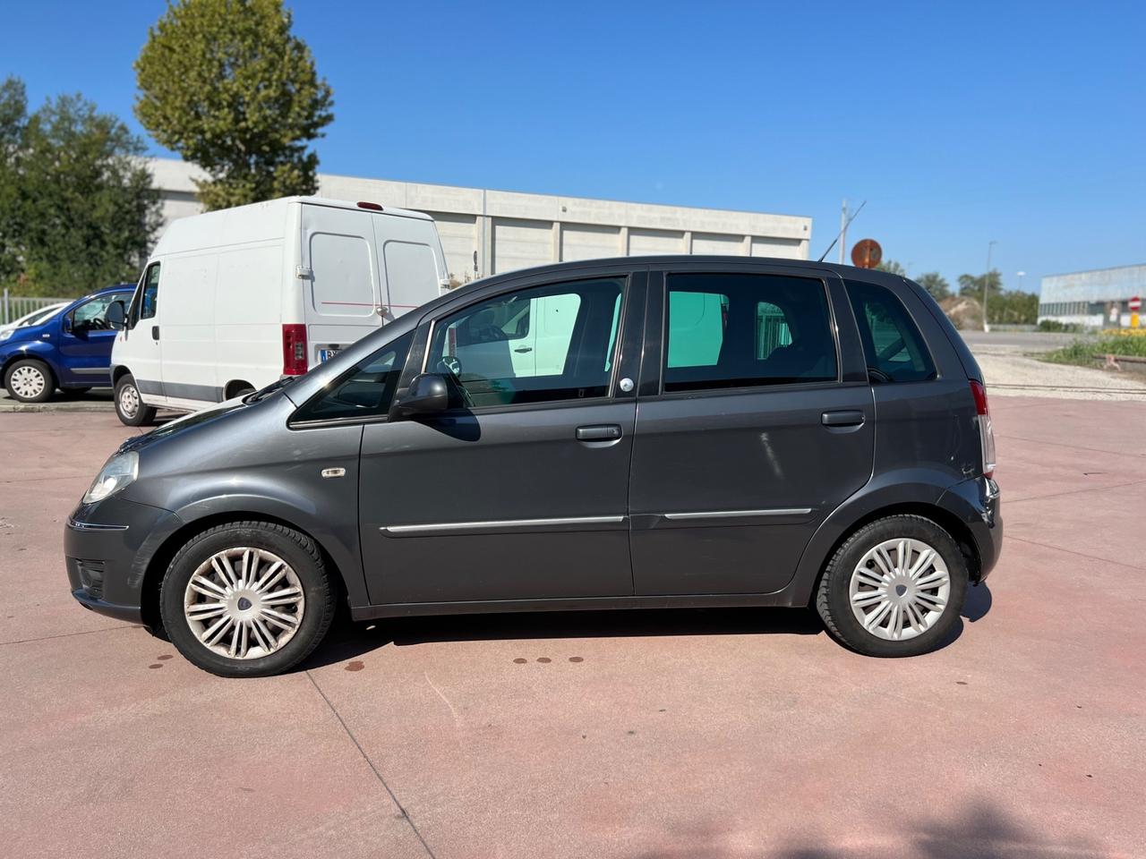 Lancia MUSA 1.4 Oro Ecochic GPL