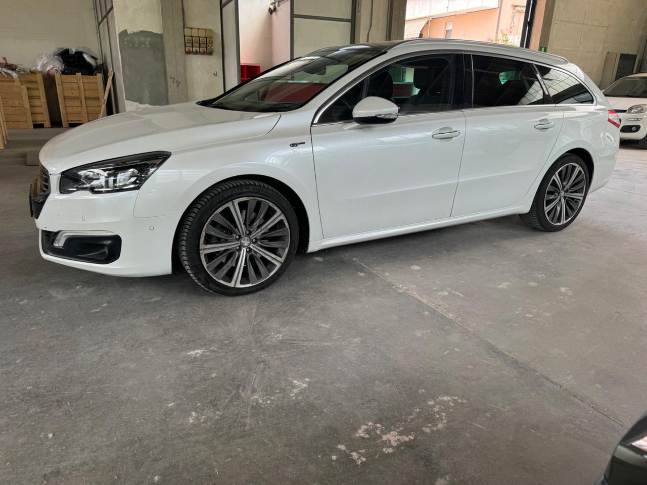 Peugeot 508 Station Wagon 2.0 D GT Line 180 cv