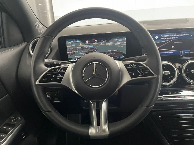 Mercedes-Benz GLA GLA 180 Automatic Progressive Advanced