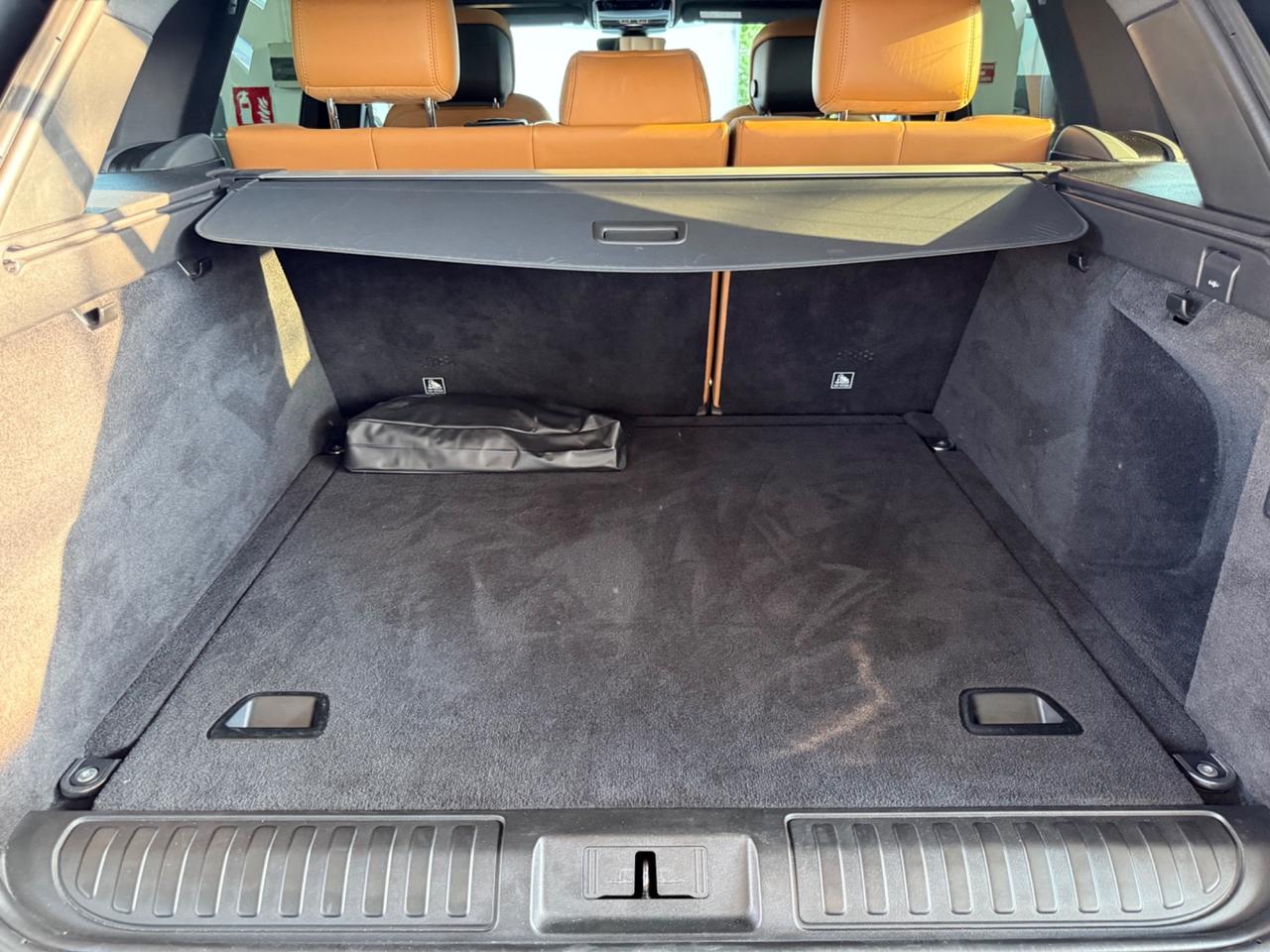 Land Rover Range Sport 3.0D l6 300 CV HSE Dynamic Stealth