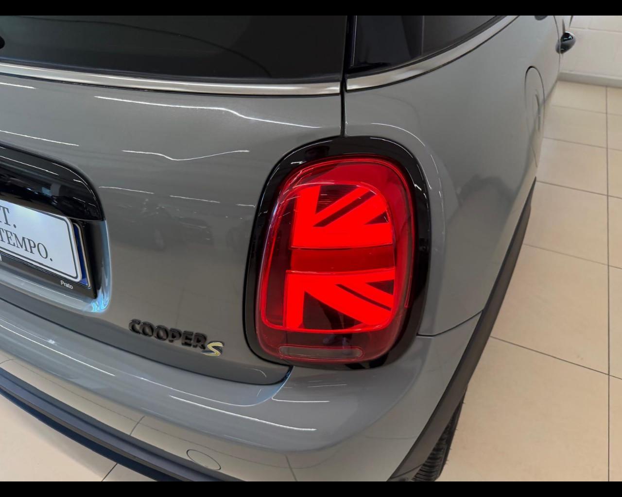 MINI Mini Full El. (F56) - Mini Cooper SE Yours