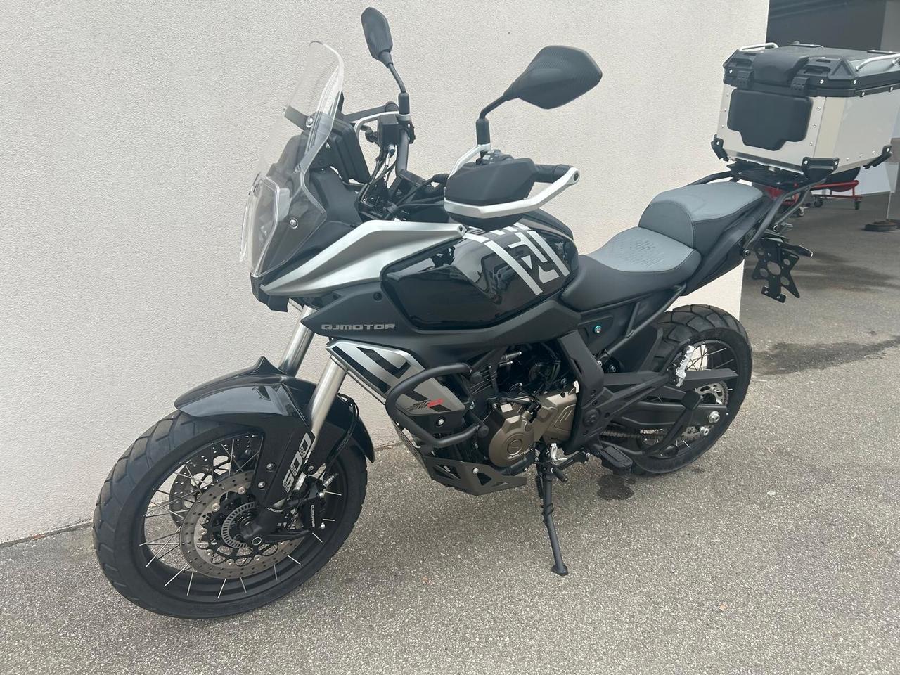 QJ Motor SRT 600 SX PRONTA CONSEGNA IN PROMOZIONE