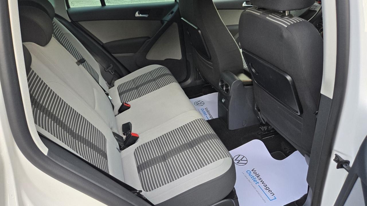 Volkswagen Tiguan 2.0 TDI DPF 4MOTION DSG Sport &