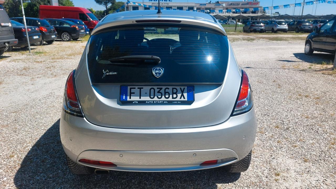 Lancia Ypsilon 1.2 69 CV 5 porte GPL Ecochic Gold