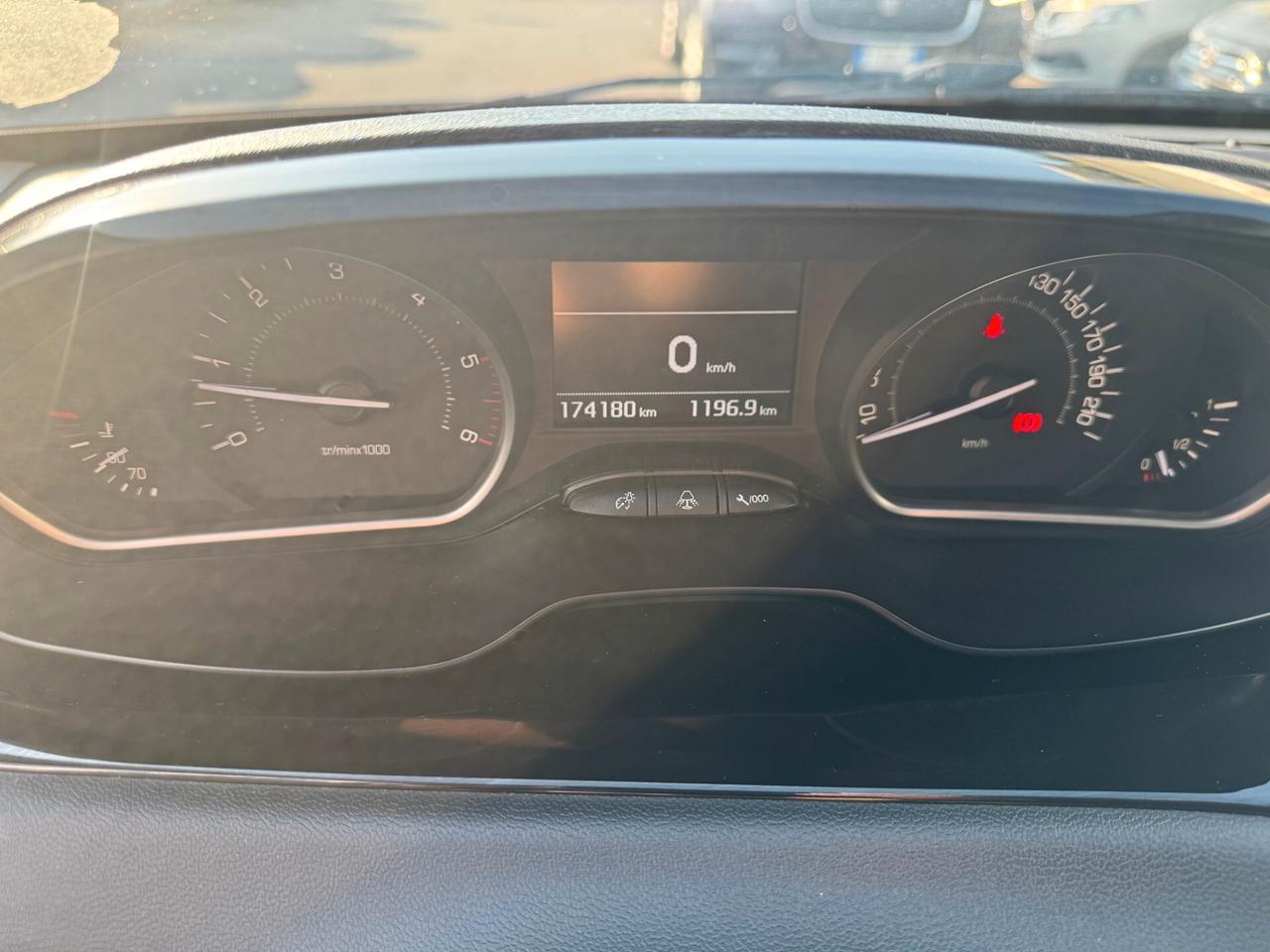 Peugeot 208 1.6 e-HDi 92 CV Stop&Start 5 porte Allure *NEOPATENTATI*