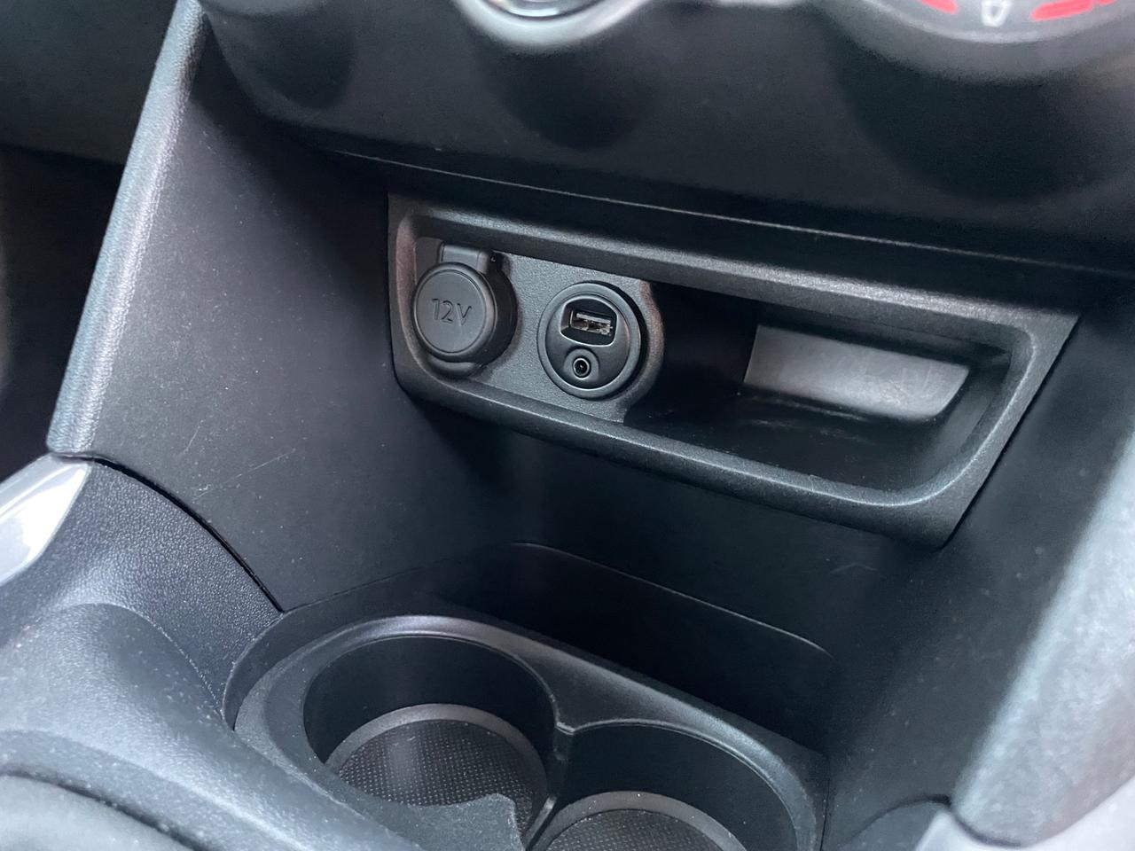 PEUGEOT 2008 1.2 BENZINA 82 (CV) 2017