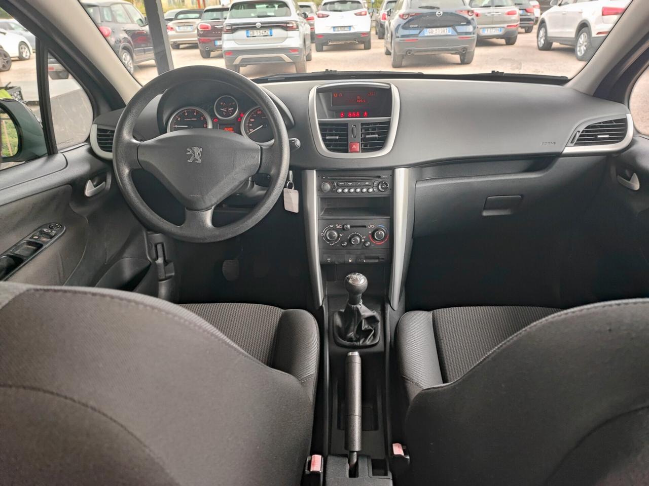 Peugeot 207 1.4 8V 75CV 5p. Active