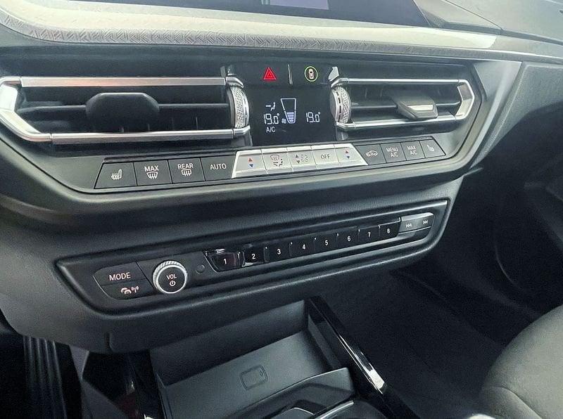 BMW Serie 1 118d 5p. Business Advantage