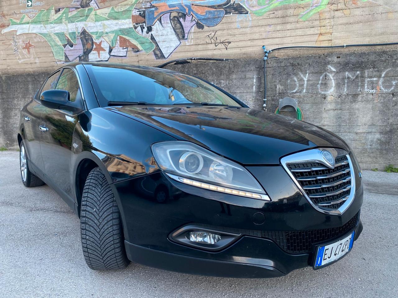 Lancia Delta 1.6 MJT 120cv restyling full opt nuova 2011