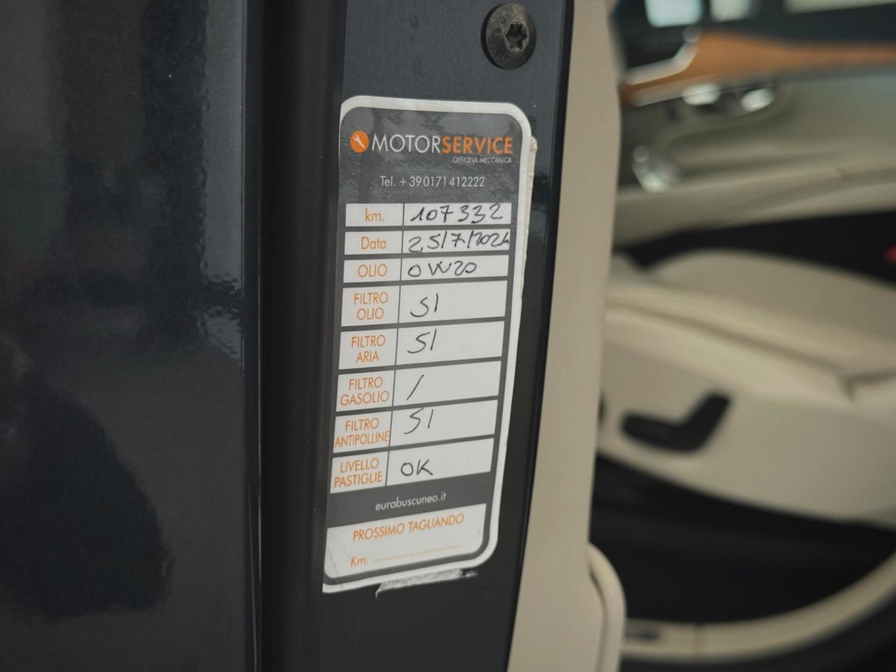 Volvo XC90 Inscription B5 7 posti