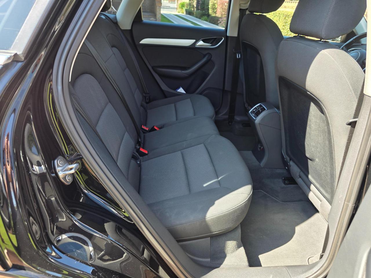 Audi Q3 2.0 tdi Sport 120cv s-tronic