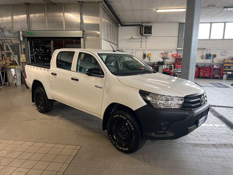 Toyota Hilux 2.4 D-4D 4WD 4 porte Double Cab Comfort PREZZO IVA ESCLUSA