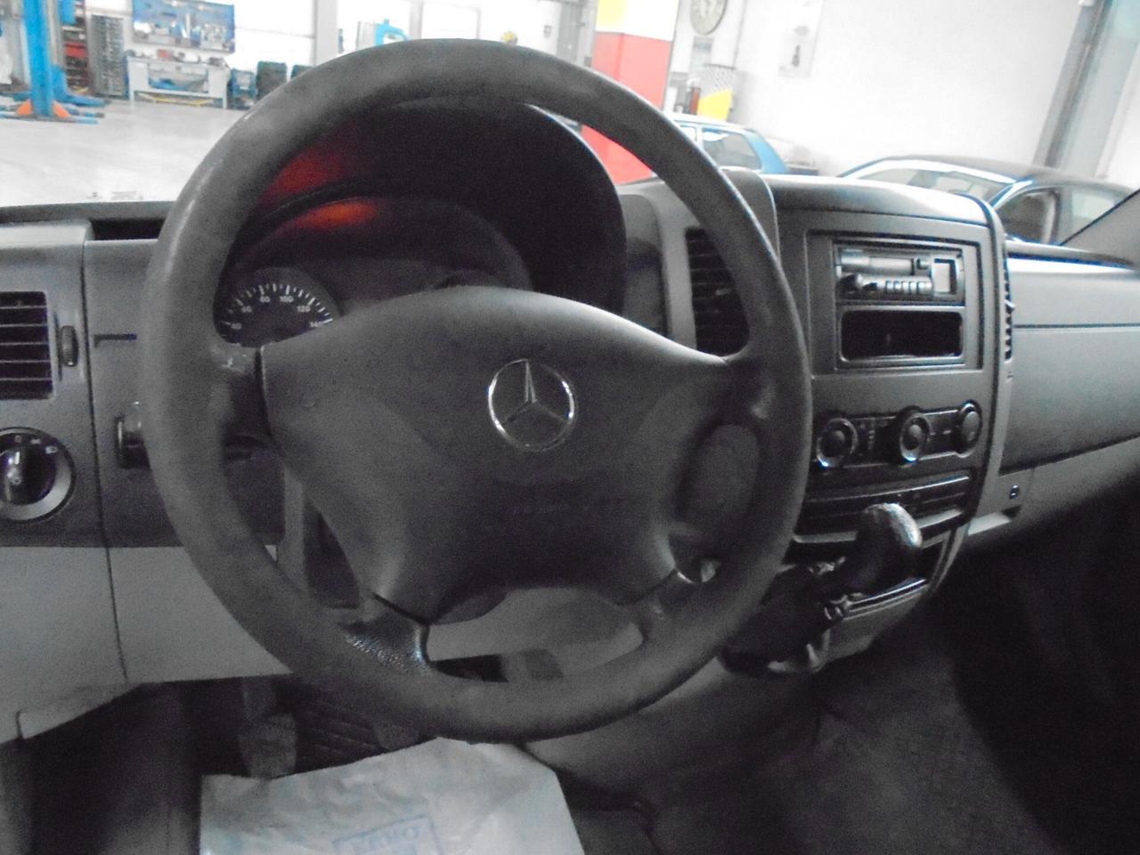 Mercedes-Benz Sprinter 311 CDI Furgone
