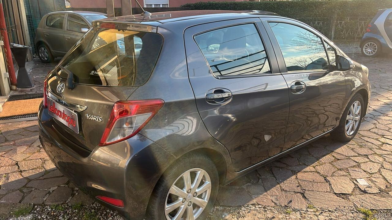 Toyota Yaris 1.0 5 porte Lounge