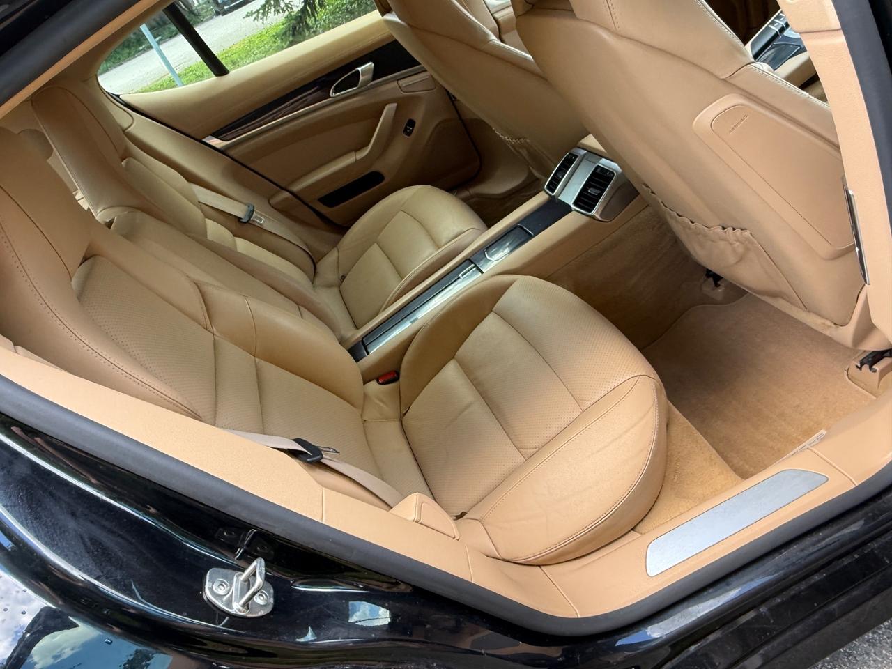 Porsche Panamera 3.0 Diesel 300CV - Full Optional