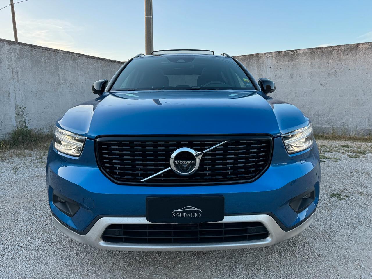 VOLVO XC40 D4 2.0D 190CV AWD R-DESIGN 2020