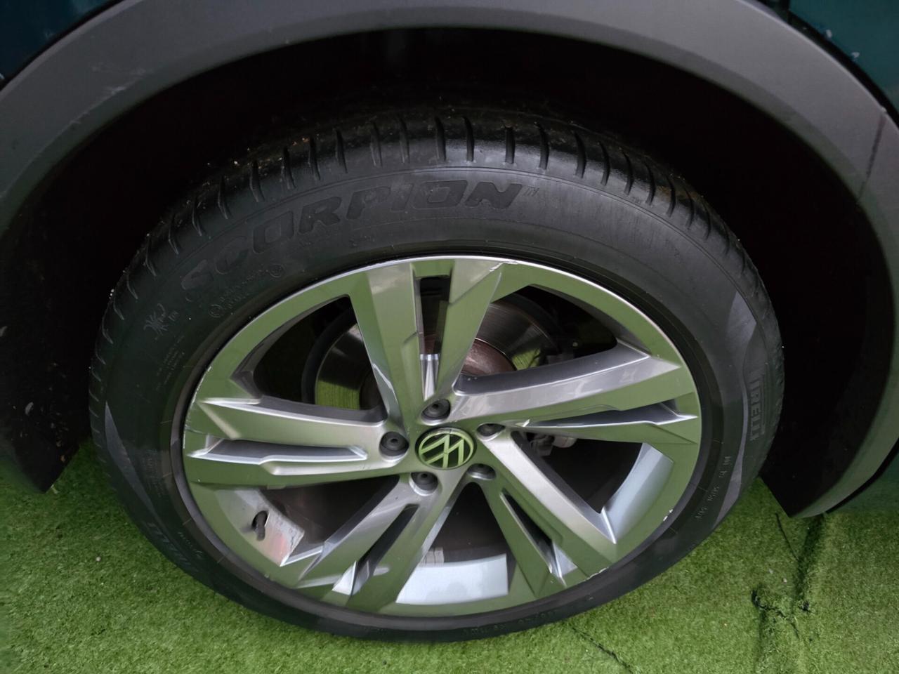 VW Tiguan 2.0 TDI 150 CV DSG R-Line -2022