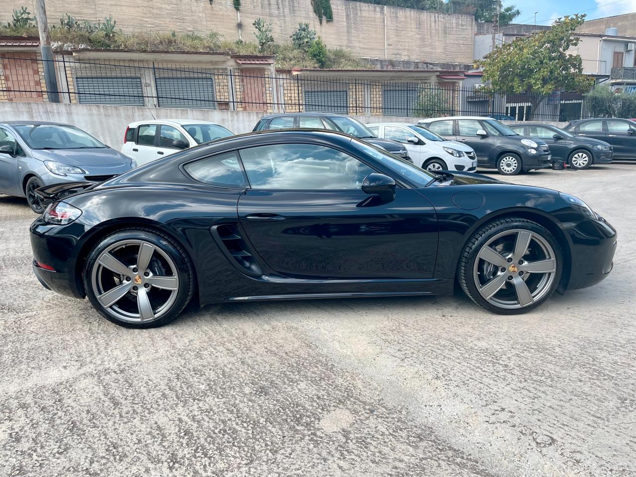 Porsche 718 Spyder Cayman 2.0