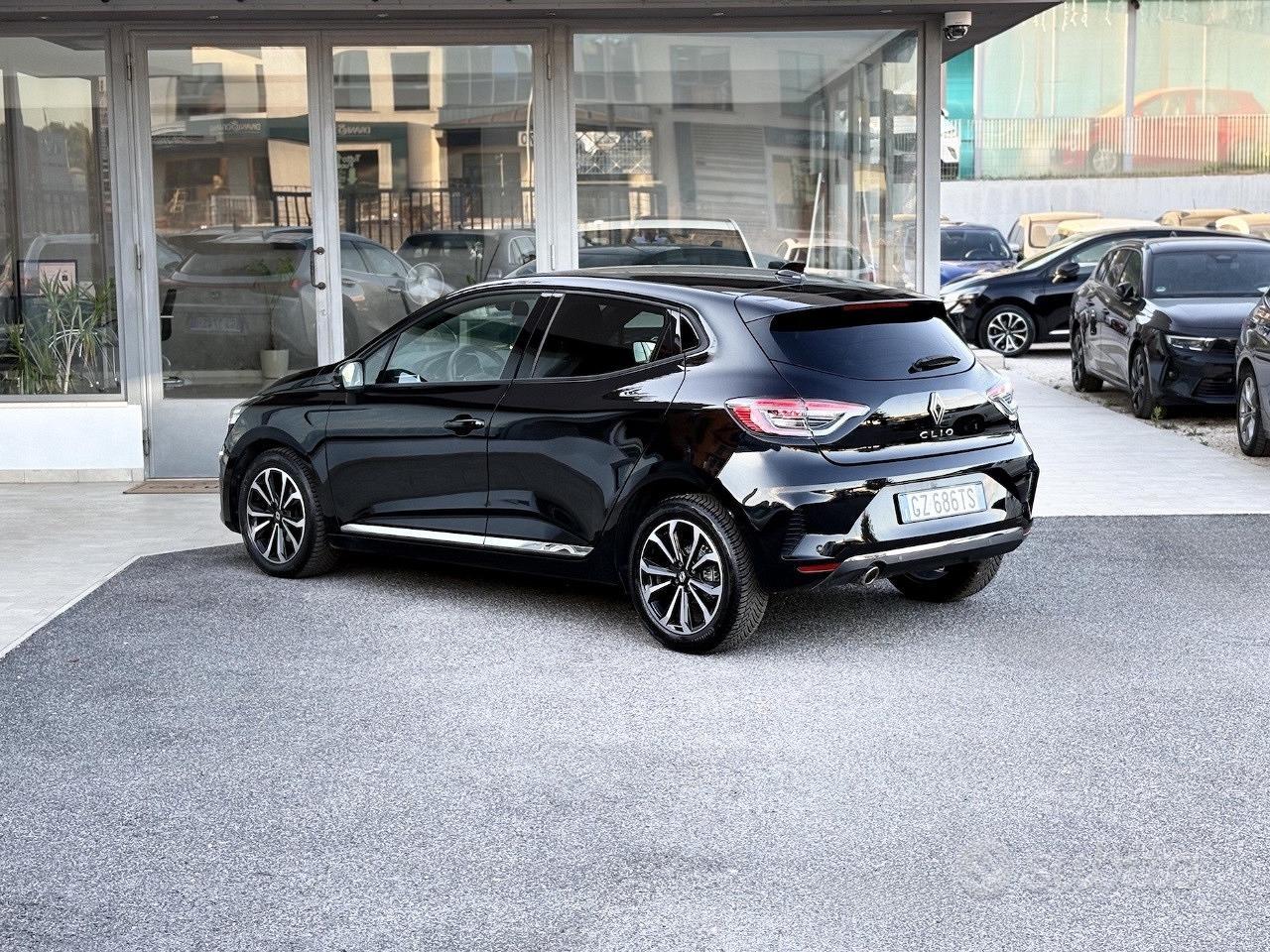 Renault Clio 1.0 Benzina 90CV E6 - 2025
