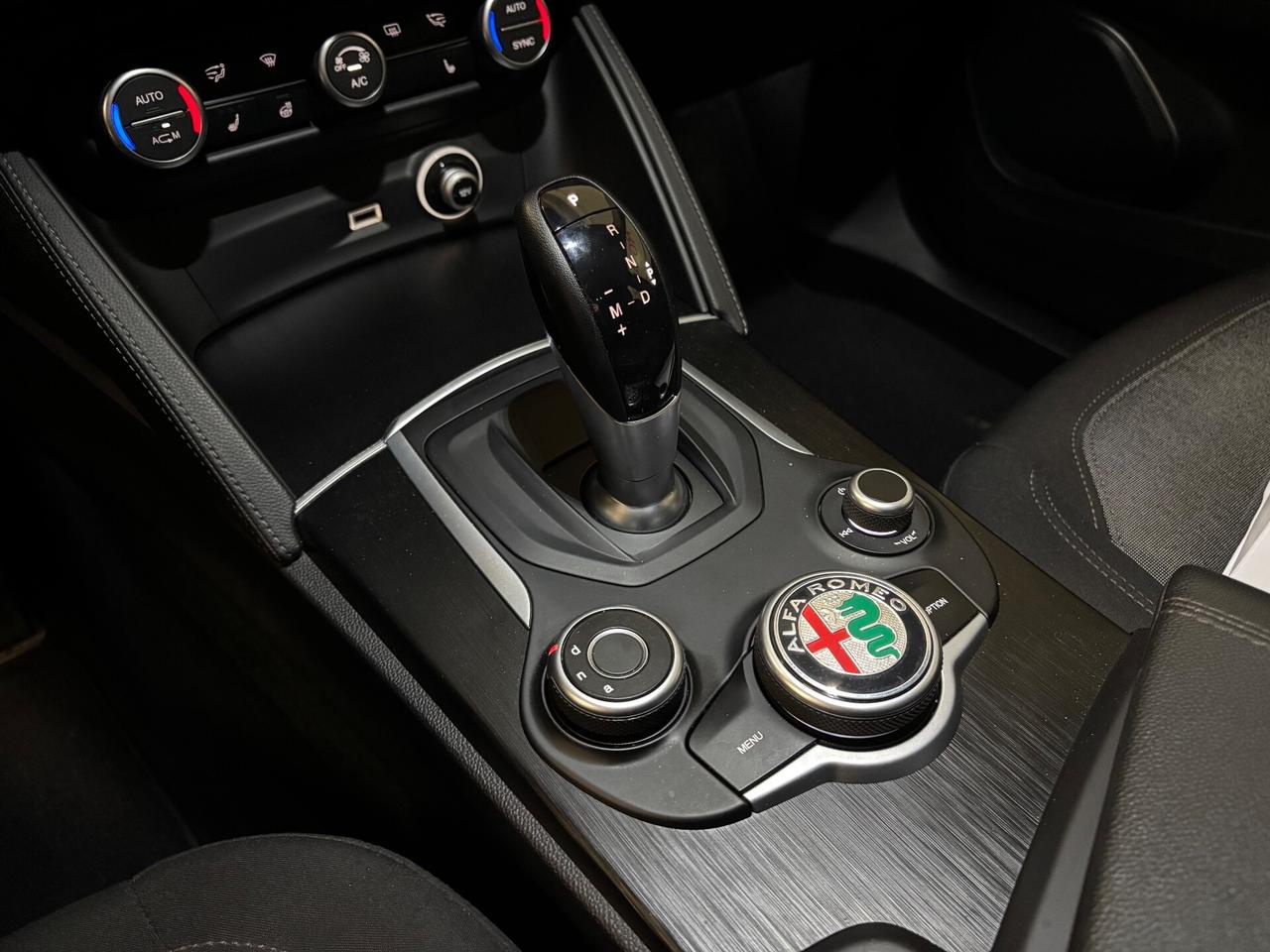 Alfa Romeo Stelvio 2.2 Turbodiesel 210 CV AT8 Q4 Super