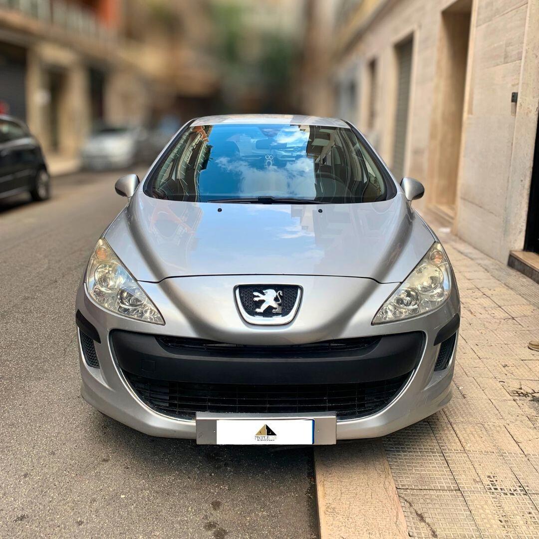 Peugeot 308 1.4 VTi 95CV 5p. Premium **NEOPATENTATI**