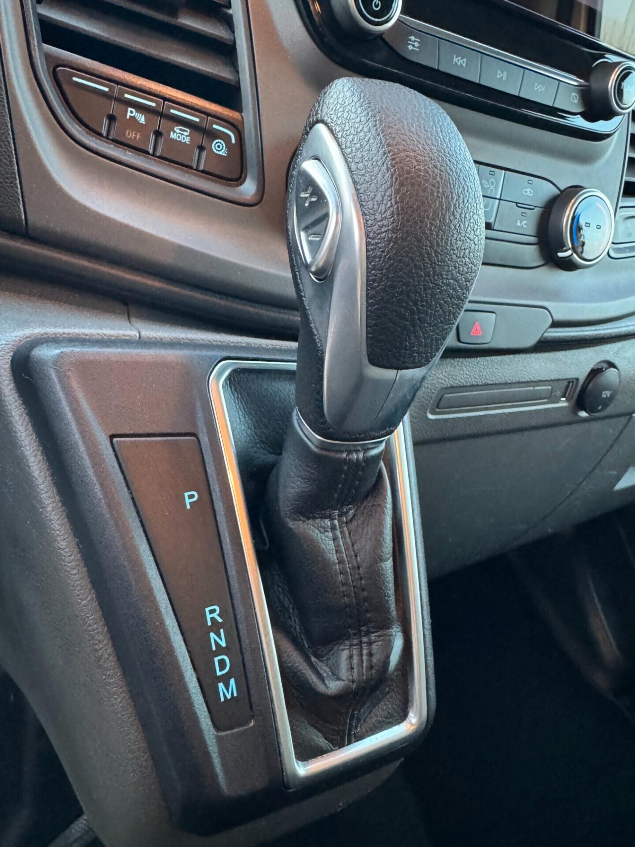 Ford Transit Custom 300 2.0 EcoBlue 130 aut. PL Furgone Titanium