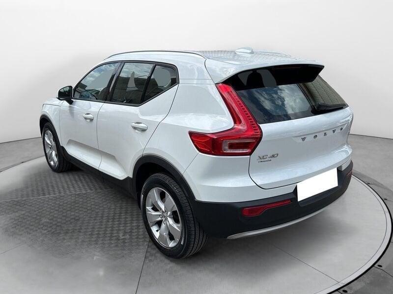 Volvo XC40 D3 AWD Geartronic Momentum