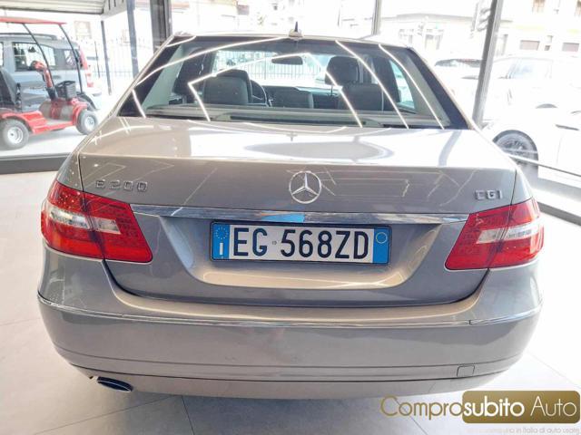MERCEDES-BENZ E 220 CDI BlueEFFICIENCY Avantgarde