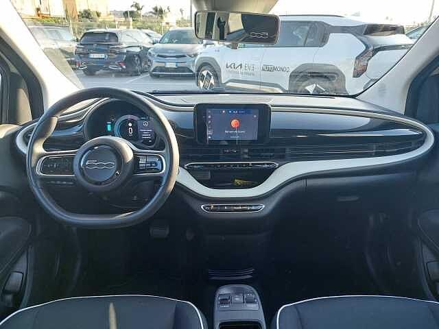 Fiat 500e Berlina 23,65 kWh