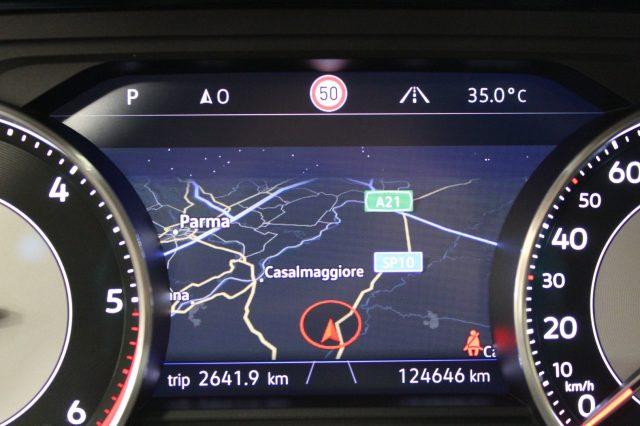 VOLKSWAGEN Touareg 3.0 V6 TDI "Km E SERVICE CERTIFICATI VOLKSWAGEN"