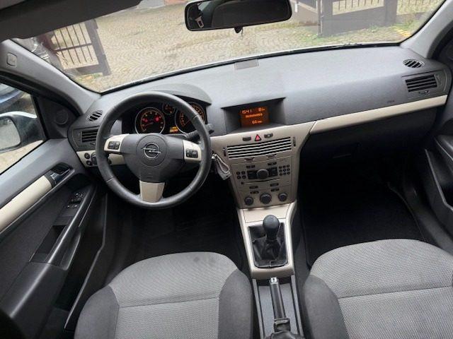 OPEL Astra 1.6 16V VVT Station Wagon Enjoy