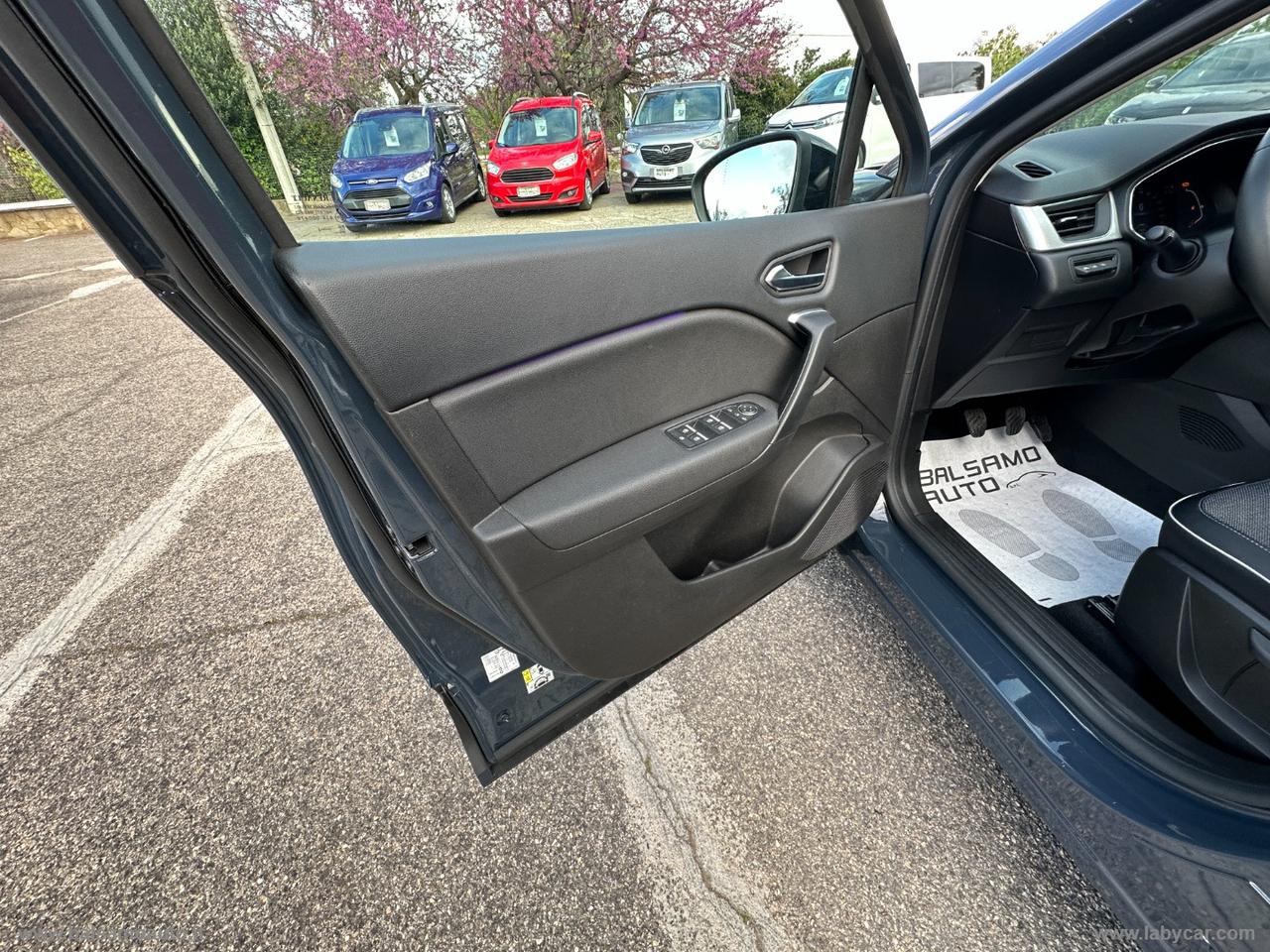 RENAULT Captur TCe 12V 90 CV Intens