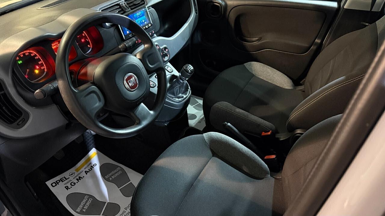 Fiat Panda 1.0 FireFly S&S Hybrid City Life TOUCH BLUETHOOT BLOCK SHAFT