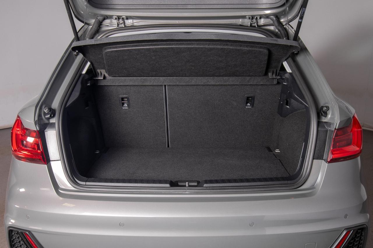 Audi A1 Sportback 30 Tfsi S Line S-tronic Black Identity