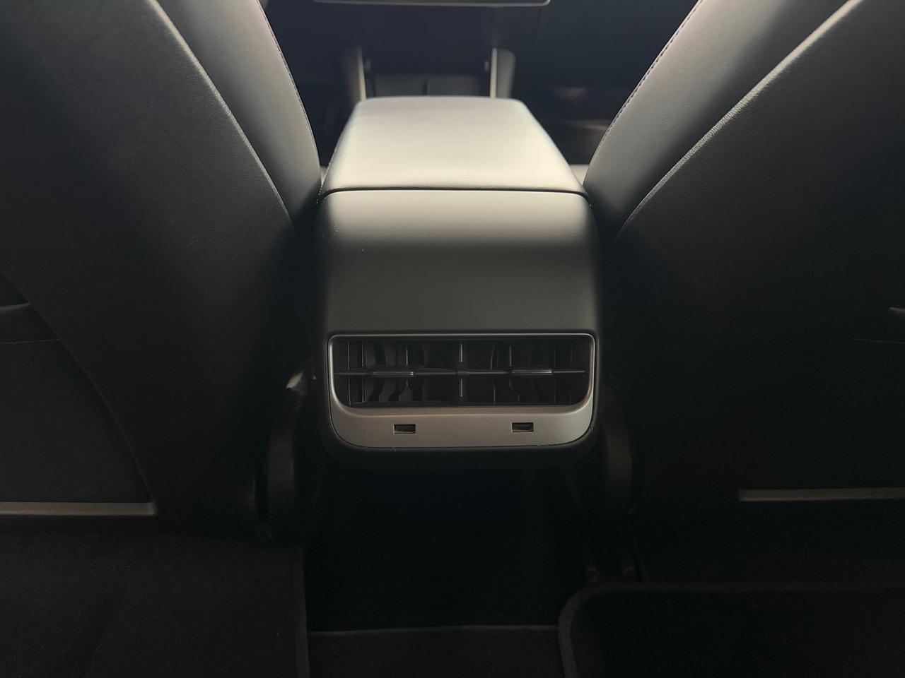 Tesla Model 3 Long Range Dual Motor AWD #8658