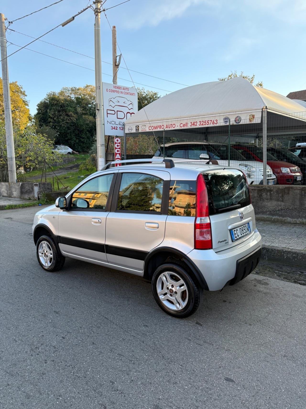 Fiat Panda 1.3 MJT 16V DPF 4x4 Climbing