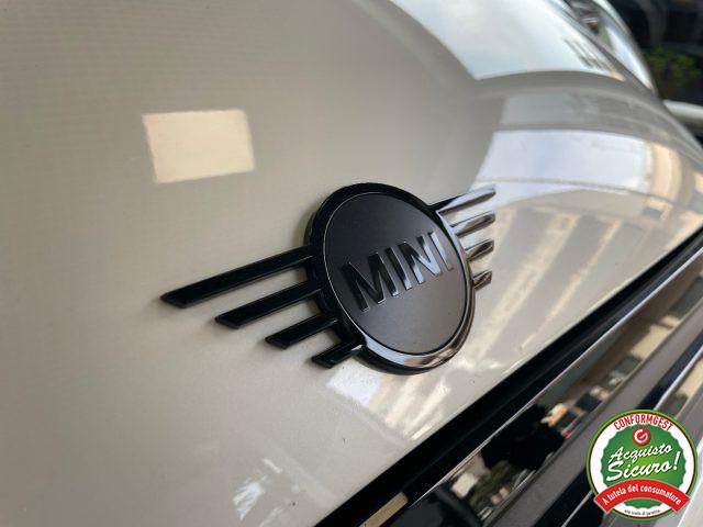 MINI Cooper 1.5 Classic *BLACK EXTERIEUR