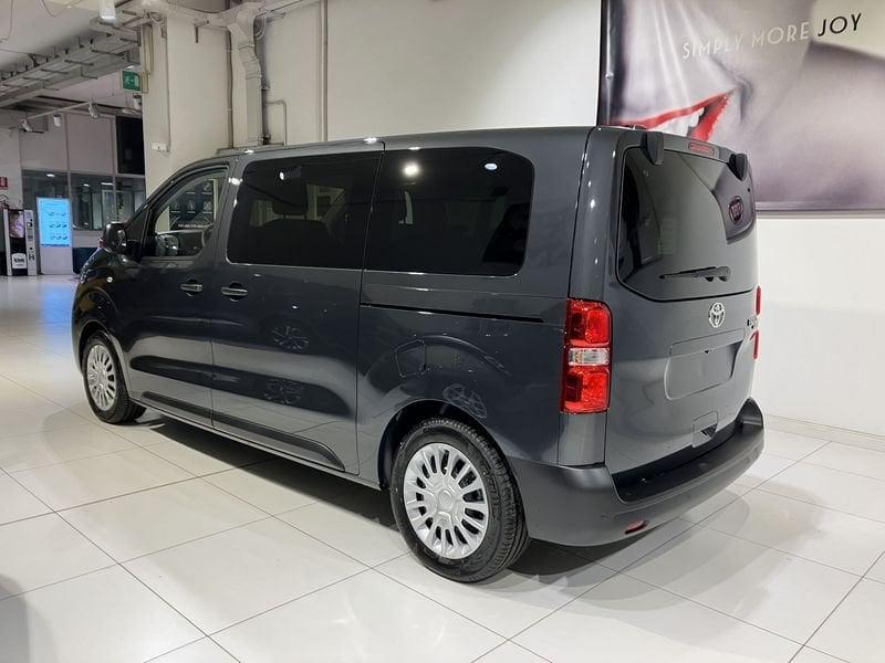 Toyota Proace Verso 2.0D 144 CV L1 Medium D Lounge 8 posti